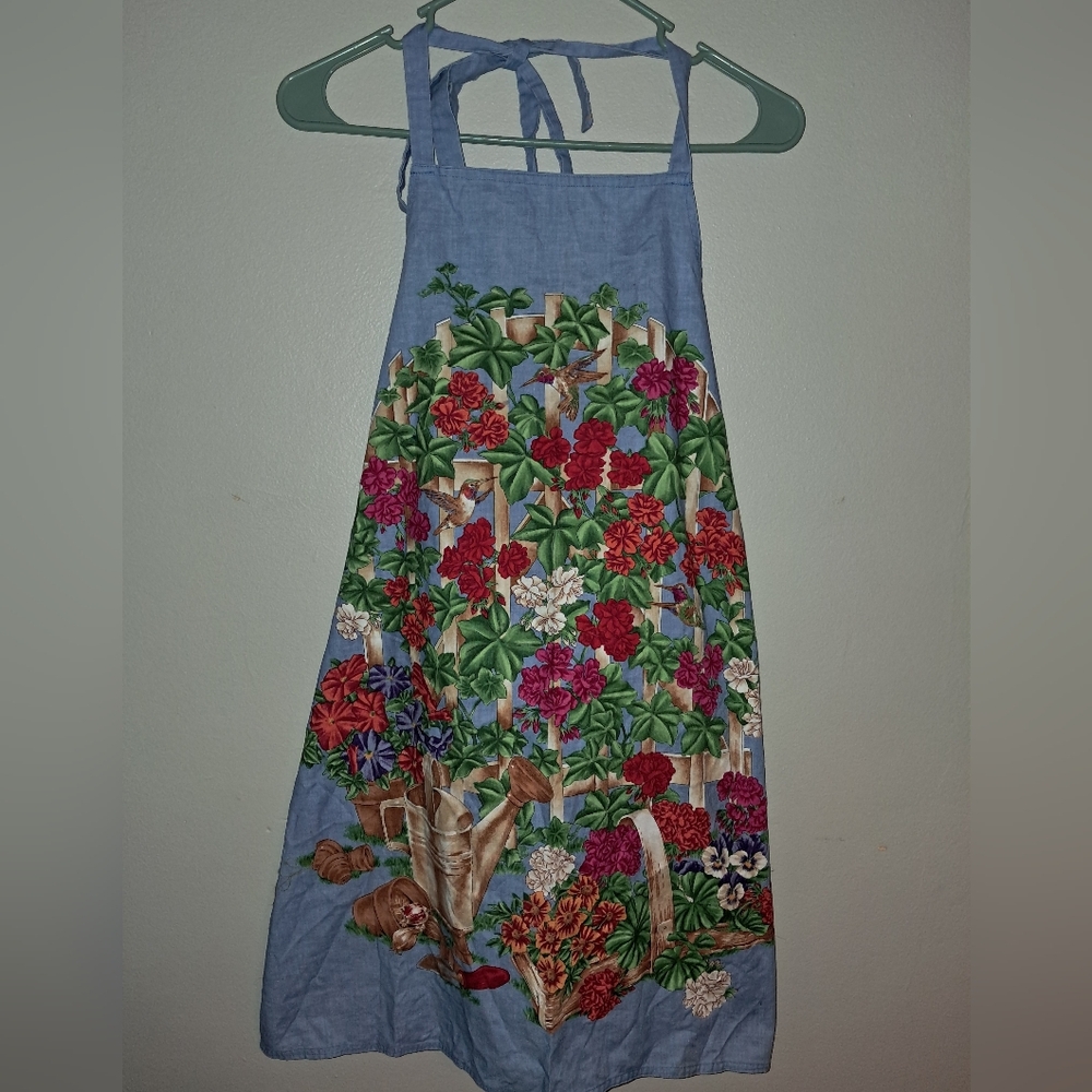 Source Unknown Blue Apron with Floral Embroidery